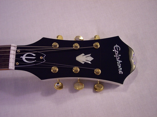 Limited Edition Riviera Custom P93 Royale Picture 3